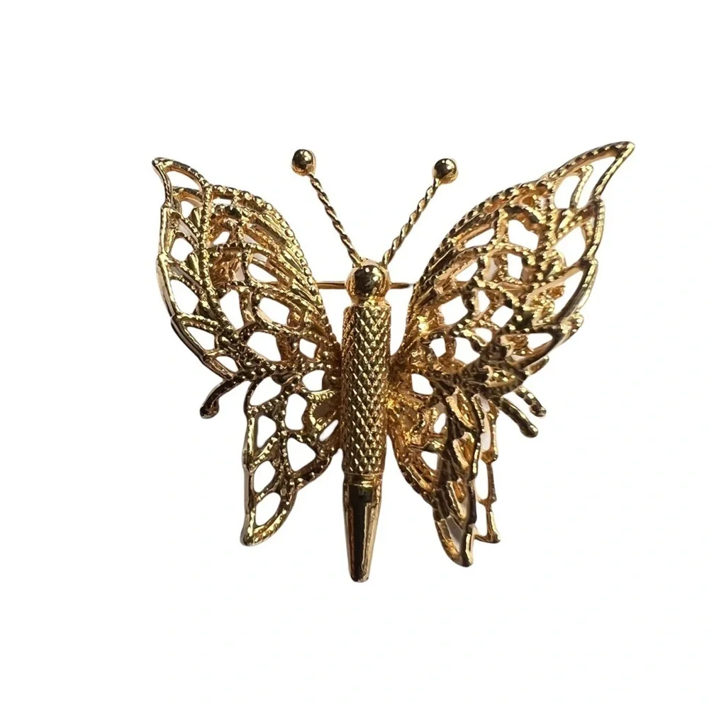 Vintage Monet Brooch